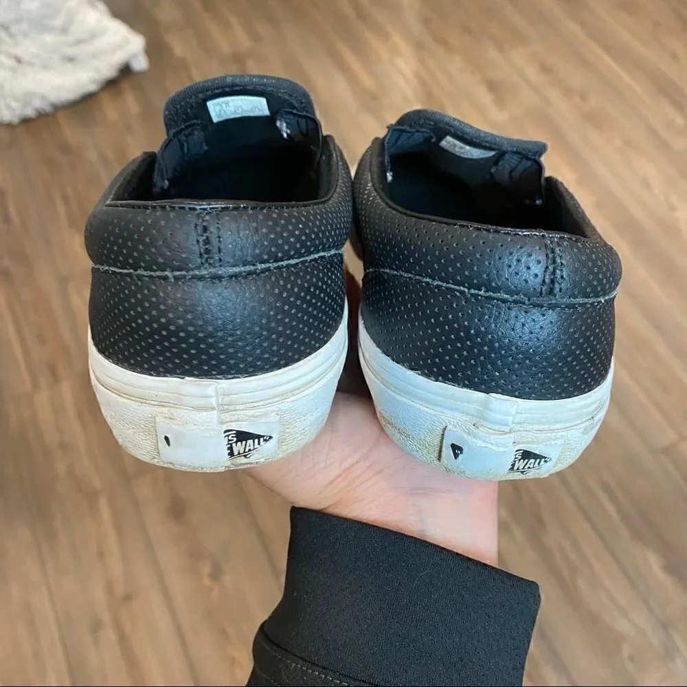 Vans perforated Leather Size 3